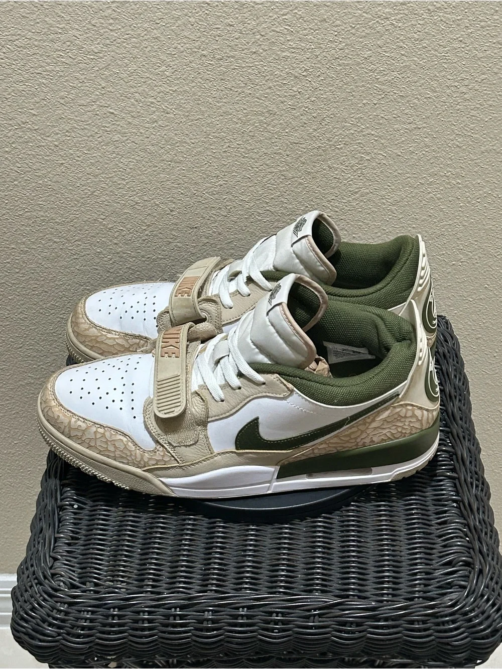 Size 12 Jordan Legacy 312 Low PSG Paris Saint-Germain FZ4358-100